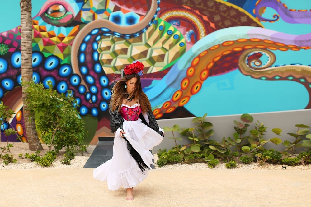 Un hotel te da la oportunidad de vestirte a la Frida Kahlo. (Foto: Cortesía Andaz Mayacoba)