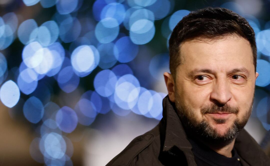 El Presidente de Ucrania, Volodímir Zelensky, abandona el Palacio del Elíseo para asistir a la ceremonia de reapertura de la Catedral de Notre Dame de París, en París, Francia, el 07 de diciembre de 2024. La Catedral de Notre-Dame de París reabre sus puertas el 07 de diciembre después de casi seis años de trabajos de renovación tras su destrucción por un incendio el 15 de abril de 2019. Foto: EFE