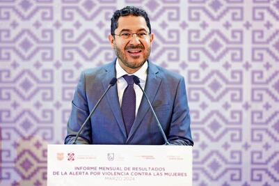 Ratifican medidas cautelares contra Batres