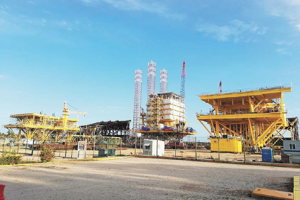 Alistan reunión. Organiza ASEA un encuentro público en el que Pemex indique el impacto ambiental en la refinería Dos Bocas. Foto: ARCHIVO EL UNIVERSAL