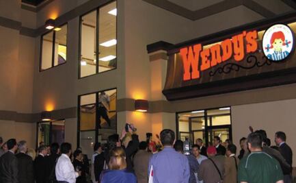Wendy's cerrará 300 sucursales en EU; busca frenar caída de sus ganancias