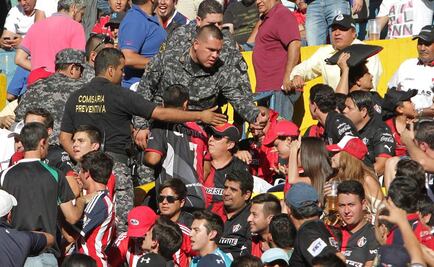 Confirman 10 detenidos por disturbios en Estadio Jalisco