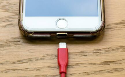 ¿Cargas tu celular o laptop en puertos USB del aeropuerto o centro comercial? El FBI no lo recomienda