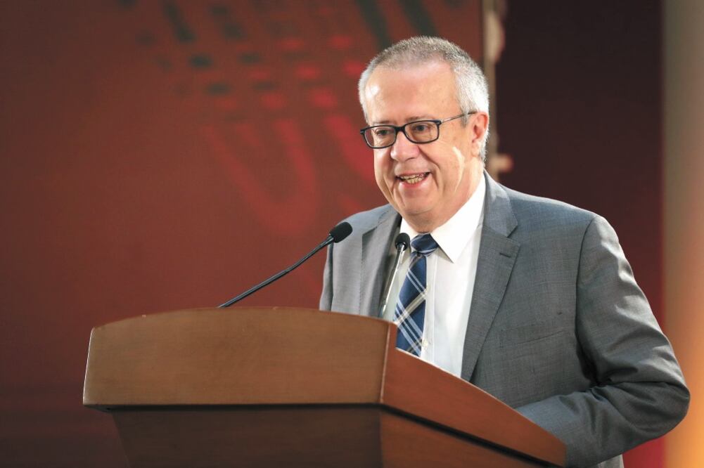 El secretario de Hacienda, Carlos Urzúa, aseveró que la intención es crear estrategias para reducir brechas de pobreza. Foto: JUAN CARLOS REYES. EL UNIVERSAL