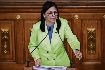 Delcy Rodríguez, una jugadora a dos bandas