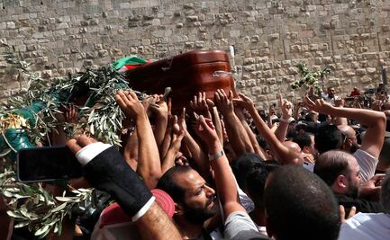 Las dramáticas escenas del funeral de la periodista palestina