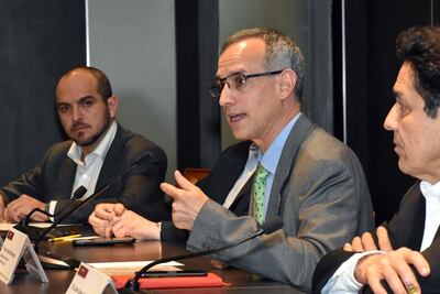 Atención médica y medicamentos gratis estarán listos antes de concluir 2020