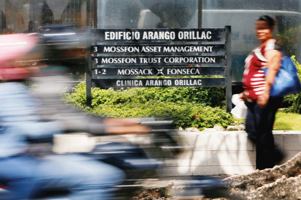 En países con tratos preferentes a inversiones financieras extranjeras, baja imposición y que reguardan el secreto fiscal de sus clientes, generan escándalos como 'Panama Papers', dado a conocer por el ICIJ (CARLOS JASSO. REUTERS)
