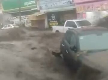 El agua lo arrastró todo: 8 videos de la tormenta de Ecatepec