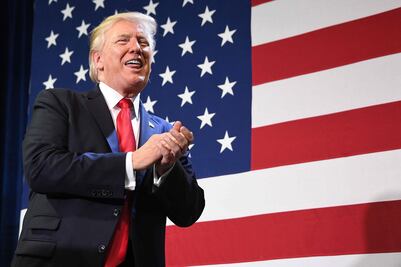 México no está feliz de renegociar TLC, dice Trump