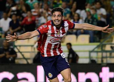 'Pollo' Briseño lanza mensaje al Guadalajara tras su salida; "Amo a Chivas y sé que volveré", dijo