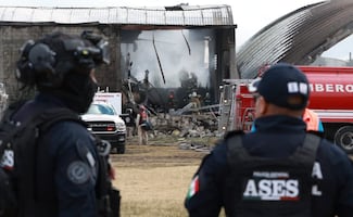 FGR inicia carpeta de investigación por desplome de avioneta en Toluca; despliega peritos y agentes del MP en la zona