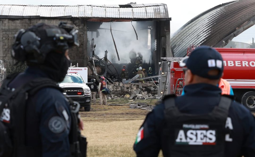 Desplome de avioneta en Toluca deja 6 muertos. Foto: Alejandro Vargas
