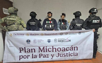 Fuerzas estatales y federales, capturan a dos presuntos integrantes del CJNG en Morelia; les aseguran armas, cartuchos y chalecos