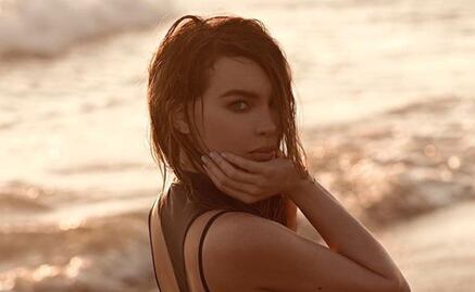 Belinda presume sus curvas en sexy traje de baño y enciende las redes 