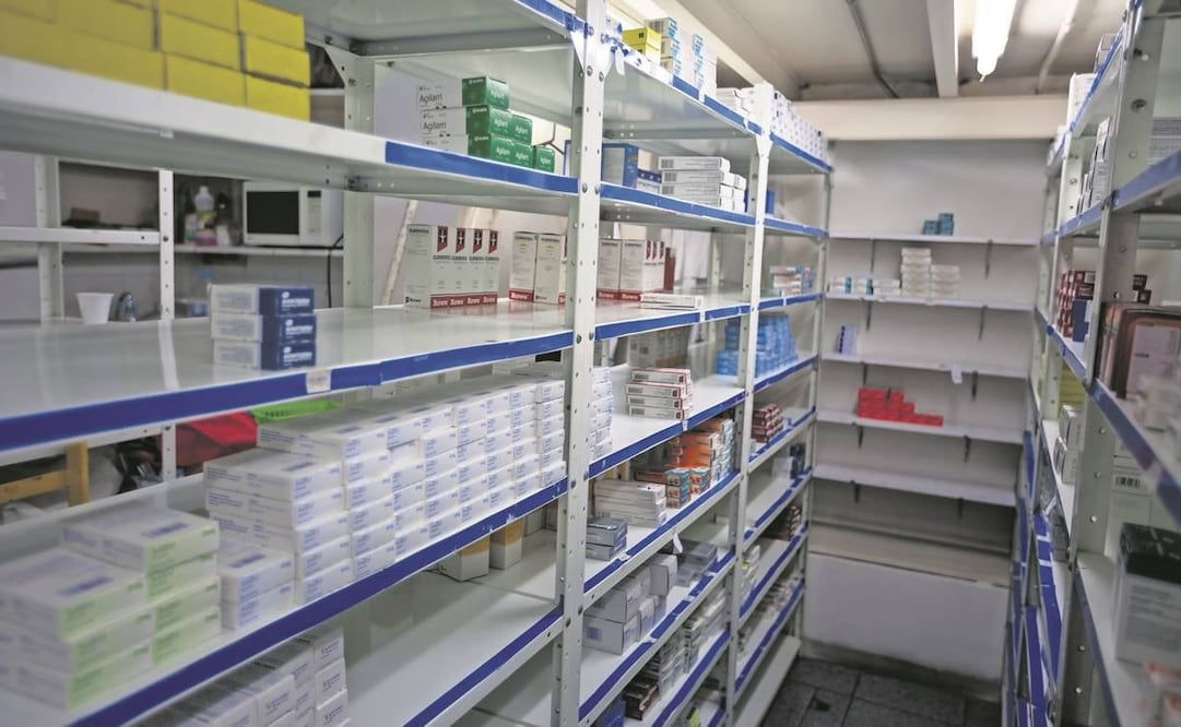 En 2025, farmacias han perdido 50 mdp por extorsiones, señala Unefarm. Foto: Miguel Gutiérrez/ EFE 