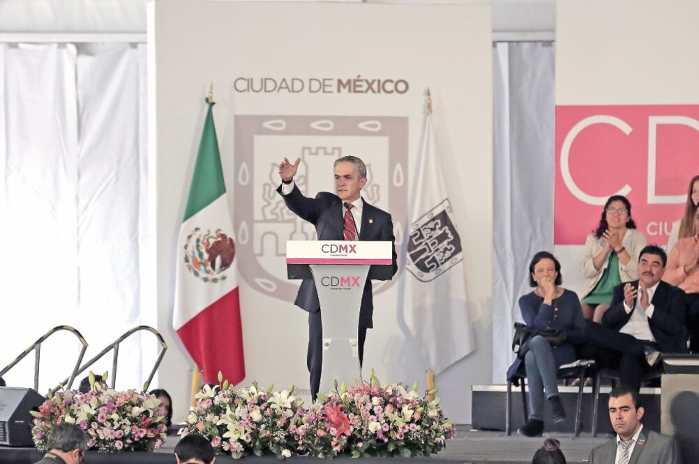 Relevo. El mandatario capitalino dijo que quien ostente la titularidad de la Secretaría de Gobierno será su propuesta a sustituirlo en el cargo. (ALEJANDRO ACOSTA. EL UNIVERSAL)