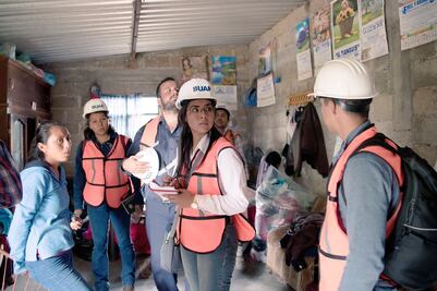 Universitarios arman brigadas de ayuda en Puebla