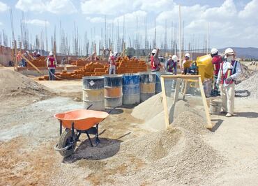 Avanza actividad industrial de México en mayo; es impulsada por la construcción