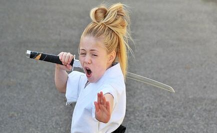 Niña samurái causa furor en redes