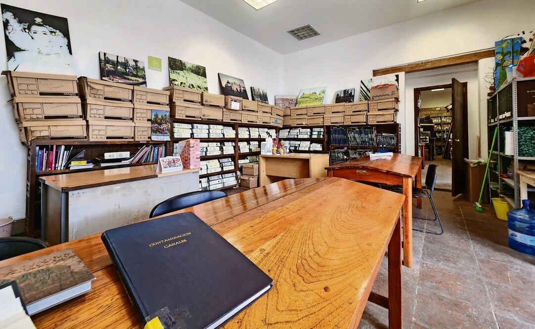 La Casa de Arte de Xochimilco es donde se guarda el Archivo Histórico y Hemeroteca de Xochimilco, que contiene más de mil 200 libros y cerca de 9 mil imágenes. Foto: Reyna Paz / EL UNIVERSAL