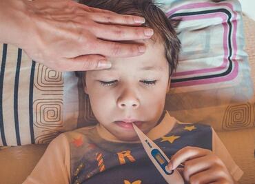 ¿Dónde surgió por primera vez la misteriosa hepatitis infantil aguda y por qué es preocupante?