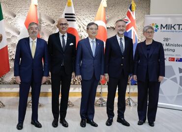 Canciller De la Fuente expone al MIKTA “modelo exitoso” de Jóvenes Construyendo el Futuro