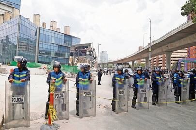 Crónica. Unos minutos más y no la cuentan en plaza Artz