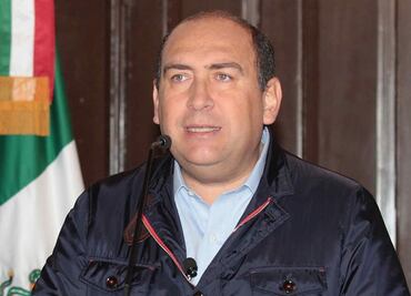 PRI llama a dueños de Oxxo, Walmart y Bimbo a debatir sobre reforma eléctrica