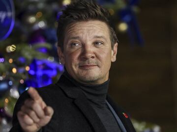 Foto: Jeremy Renner pasa su cumpleaños en el hospital tras grave accidente