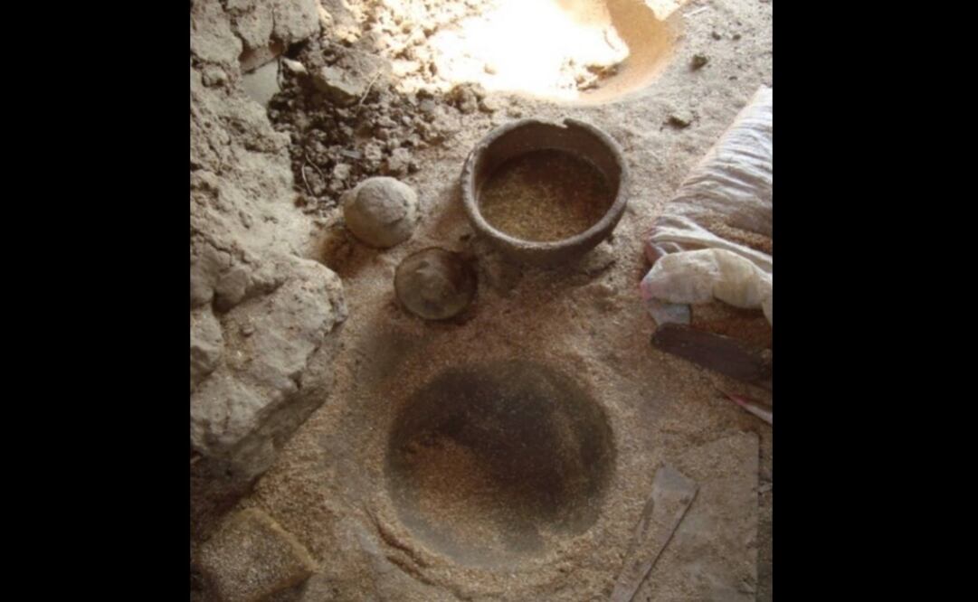 Entre los vestigios que salieron a la luz, la misión arqueológica descubrió un torno de alfarería de piedra. Foto: antiquities.gov.eg