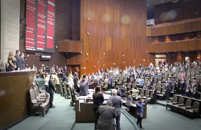 PAN denuncia a Alcocer y Ferrer por falta de reglas del INSABI