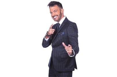 Fernando del Solar hurga en la vida loca de los famosos