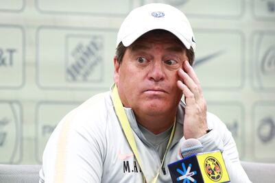 El "Piojo" Herrera, técnico 19 del mundo