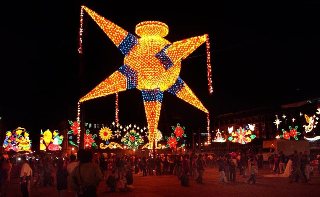 A neighbor to Zacatlán de las Manzanas, Chignahuapan celebrates Christmas all year long, as it is one of the main producers of artisanal Christmas spheres - Photo: File photo/EL UNIVERSAL