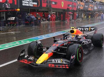 Checo Pérez fue segundo y Max Verstappen ganó el caótico GP de Japón