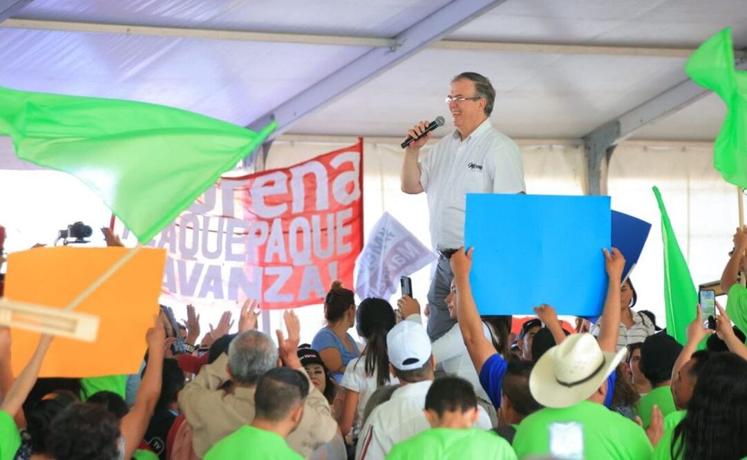 Marcelo Ebrard en penúltima asamblea informativa. Foto: Especial