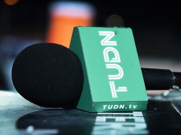 Comentarista anuncia su salida de Televisa tras el cierre de la empresa en Estados Unidos