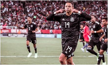 Me sorprende ganar millones, mientras que médicos nada: ‘Chicharito'