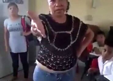 #LadyLibros se vuelve viral en redes sociales