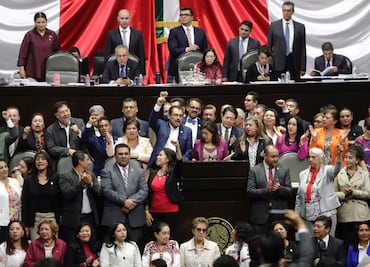 “¡Diputado whiskeys!”, le gritó un morenista a un panista en la madrugada