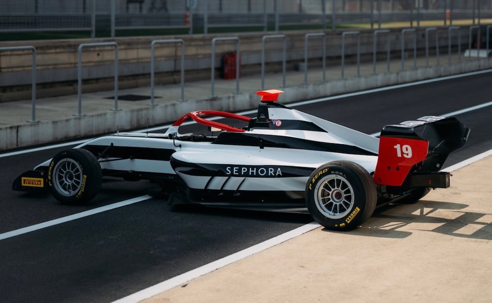F1 Academy comenzará su temporada 2026 en Shanghái, marcando una nueva etapa para el talento femenino en el automovilismo. Foto: Cortesía Sephora