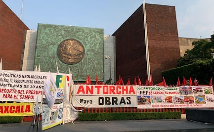 Fracasa negociación entre diputados y Antorcha Campesina para liberar San Lázaro