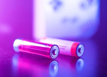 ¿Pilas alcalinas o recargables?; Profeco dice cuáles duran más