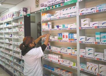 Insabi ofrece empleos en tres estados a médicos, enfermeras y afanadores