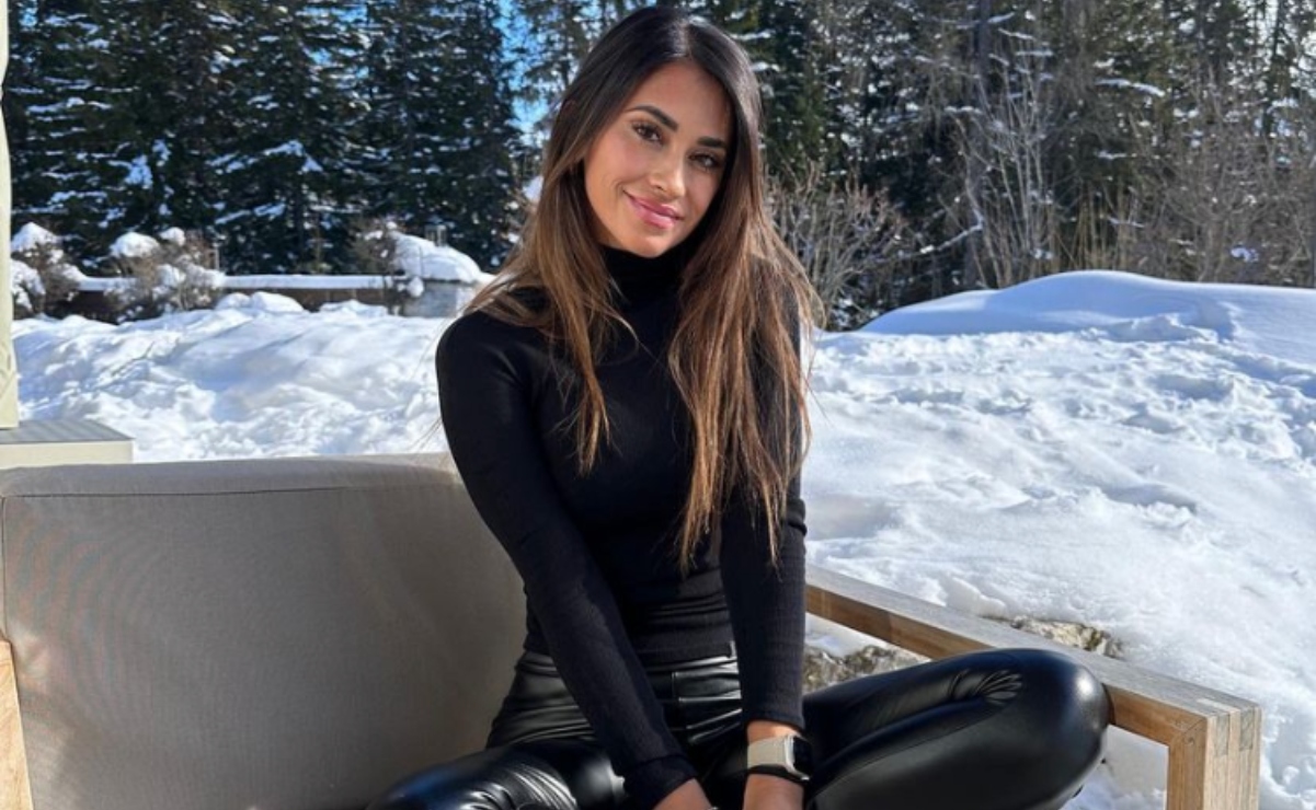 Antonela, la esposa de Messi, obsesionó a sus seguidoras modelando una chamara rosa metálico de lujo. Foto: Instagram @antonelaroccuzzo