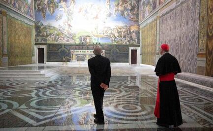 Sheinbaum justifica visita de 15 minutos de AMLO a Capilla Sixtina en el Zócalo
