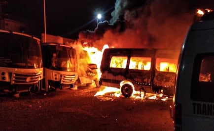 Se registra incendio en taller de camiones en Querétaro