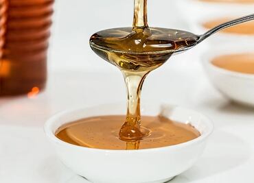 Se triplica precio de la miel tras racha negativa por Covid; llega a 65 pesos