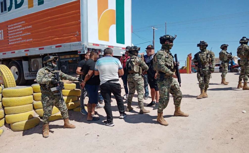 Marina Armada detiene en la capital de Sonora, a Iván Fernando Zepeda "El 4-40". Foto: Especial